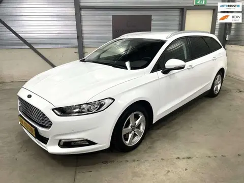 Used FORD MONDEO Petrol 2015 Ad 