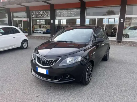 Used LANCIA YPSILON Hybrid 2023 Ad 