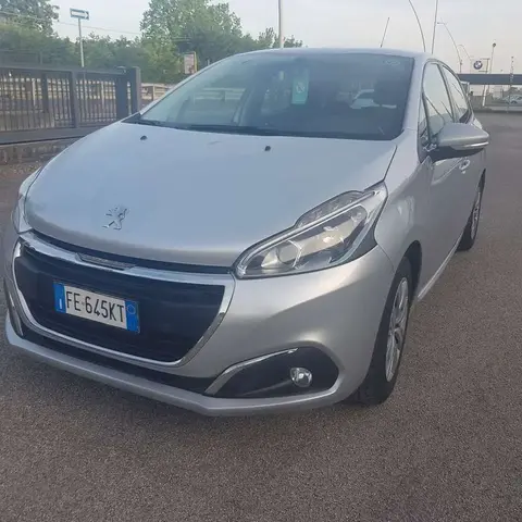 Used PEUGEOT 208 LPG 2016 Ad 