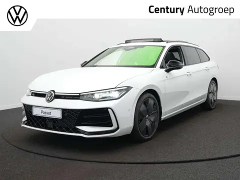 Annonce VOLKSWAGEN PASSAT Essence 2024 d'occasion 