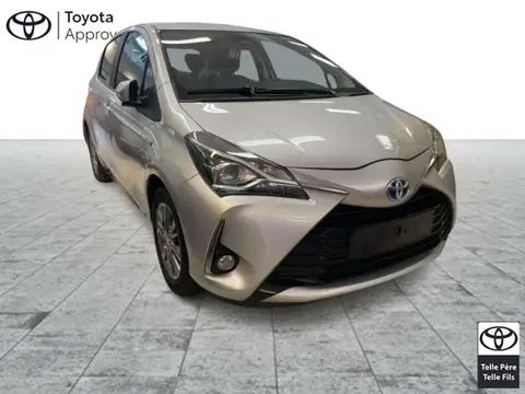 Used TOYOTA YARIS Hybrid 2017 Ad 