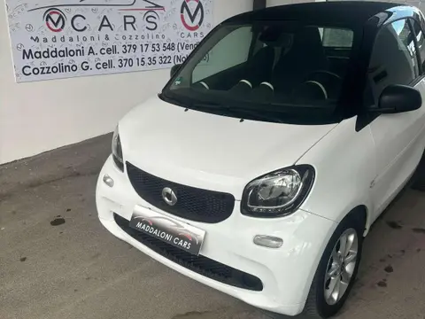 Annonce SMART FORTWO Essence 2022 d'occasion 