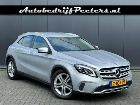 Annonce MERCEDES-BENZ CLASSE GLA Essence 2019 d'occasion 