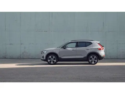 Used VOLVO XC40 Hybrid 2023 Ad 