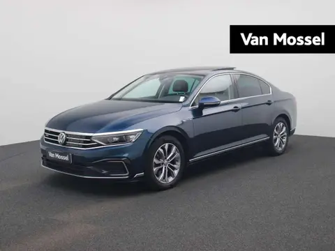 Used VOLKSWAGEN PASSAT Hybrid 2020 Ad 