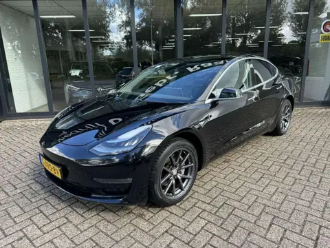 Used TESLA MODEL 3 Electric 2019 Ad 