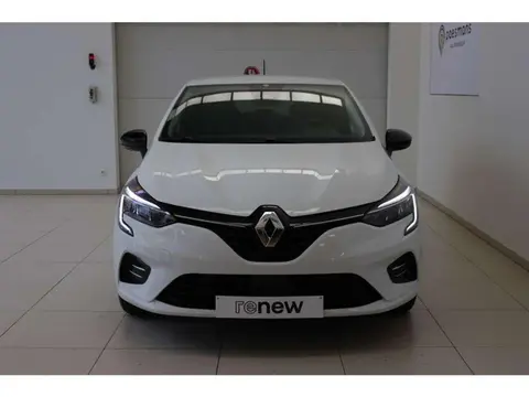 Used RENAULT CLIO Hybrid 2022 Ad 