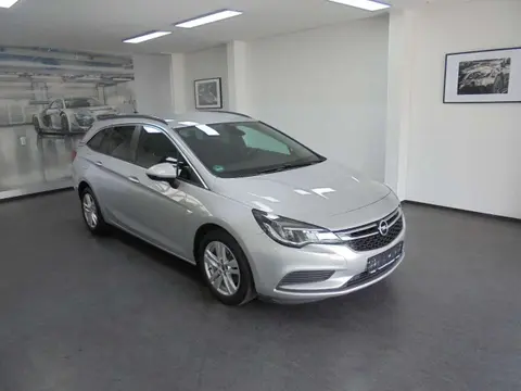 Used OPEL ASTRA Diesel 2019 Ad Germany