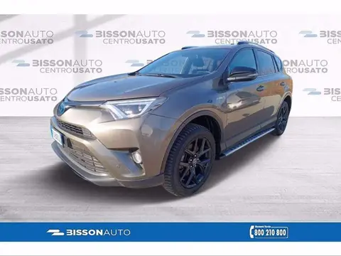 Used TOYOTA RAV4 Hybrid 2018 Ad 