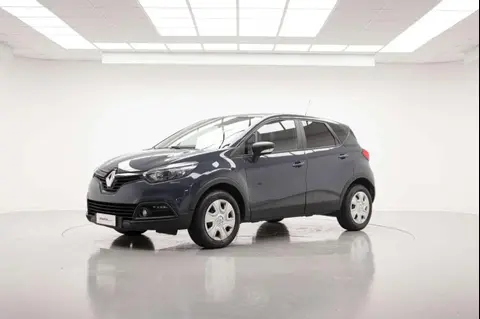 Used RENAULT CAPTUR Diesel 2017 Ad 