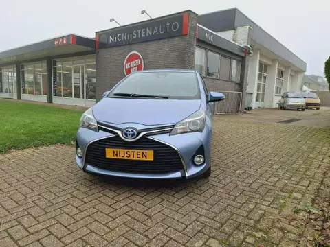 Used TOYOTA YARIS Hybrid 2017 Ad 