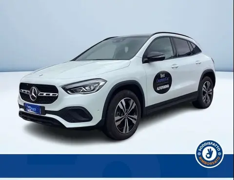 Used MERCEDES-BENZ CLASSE GLA Hybrid 2022 Ad 