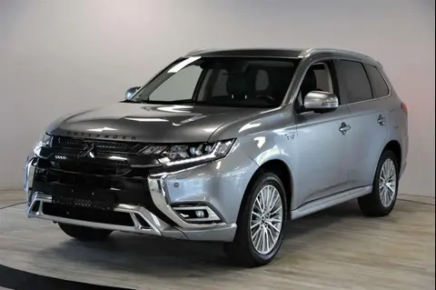 Used MITSUBISHI OUTLANDER Hybrid 2019 Ad 