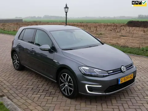 Used VOLKSWAGEN GOLF Electric 2019 Ad 