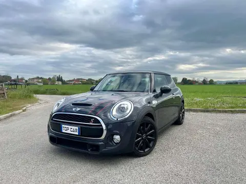 Used MINI COOPER Diesel 2017 Ad 