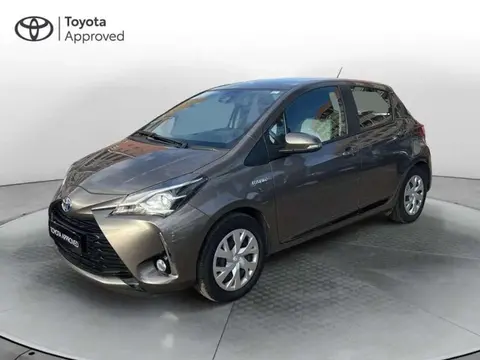 Used TOYOTA YARIS Hybrid 2019 Ad 