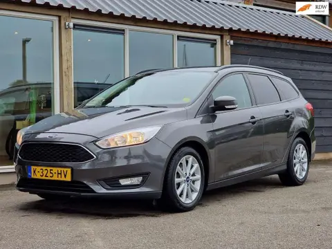 Annonce FORD FOCUS Essence 2018 d'occasion 