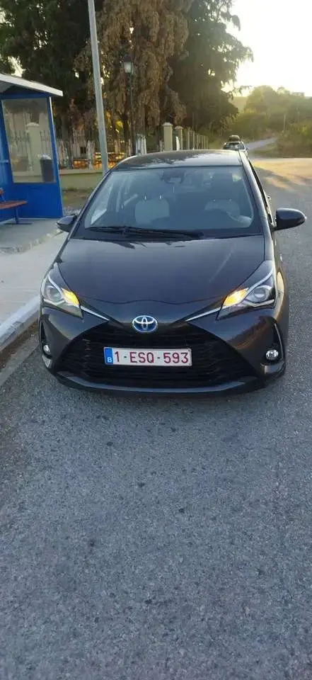 Annonce TOYOTA YARIS Hybride 2017 d'occasion 