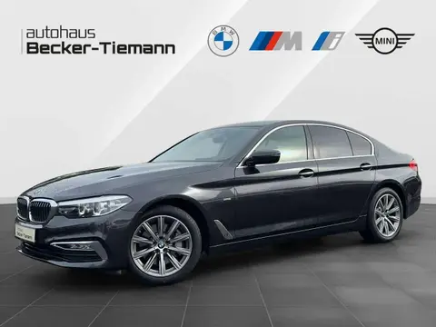 Used BMW SERIE 5 Petrol 2017 Ad 