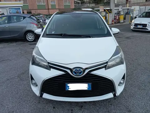 Used TOYOTA YARIS Hybrid 2015 Ad 