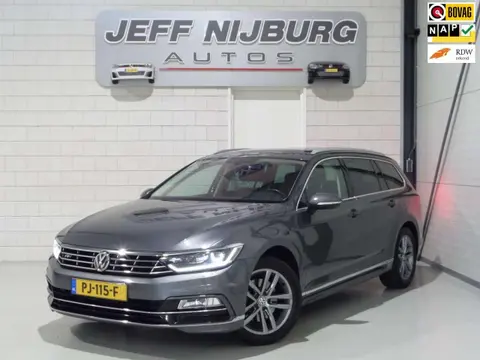 Annonce VOLKSWAGEN PASSAT Essence 2017 d'occasion 