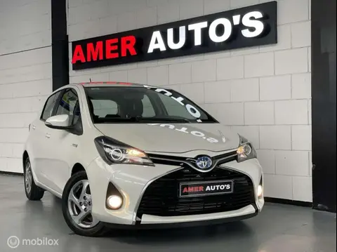 Used TOYOTA YARIS Hybrid 2015 Ad 