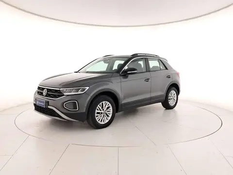 Used VOLKSWAGEN T-ROC Diesel 2023 Ad 