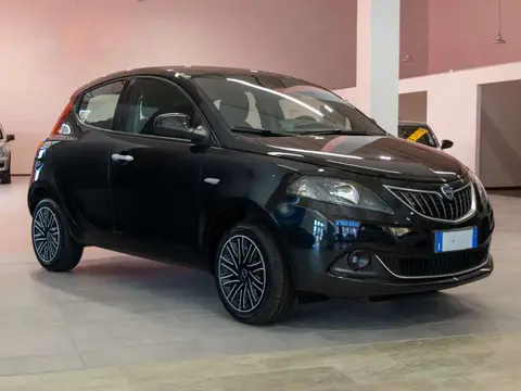 Used LANCIA YPSILON Hybrid 2022 Ad 