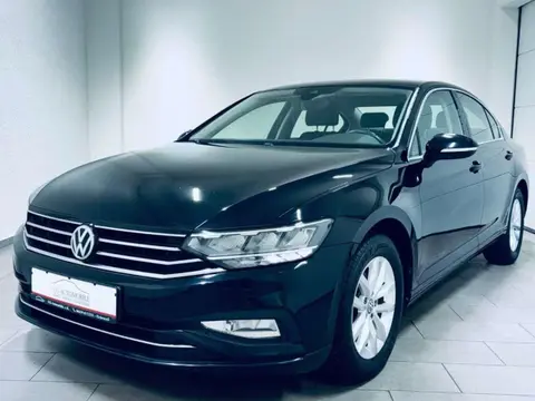 Used VOLKSWAGEN PASSAT Petrol 2020 Ad 