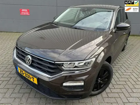 Annonce VOLKSWAGEN T-ROC Essence 2019 d'occasion 