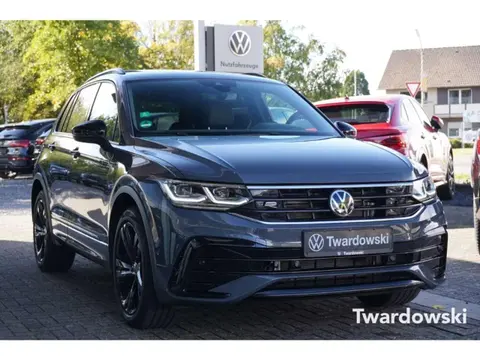 Used VOLKSWAGEN TIGUAN Petrol 2024 Ad 