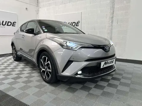 Used TOYOTA C-HR Hybrid 2019 Ad 