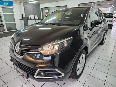 Used RENAULT CAPTUR Petrol 2015 Ad 