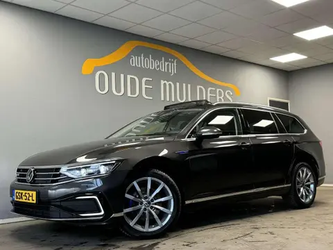 Used VOLKSWAGEN PASSAT Hybrid 2022 Ad 