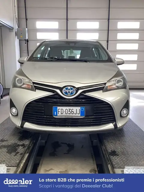 Used TOYOTA YARIS Hybrid 2016 Ad 