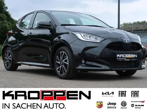 Used TOYOTA YARIS Hybrid 2022 Ad 