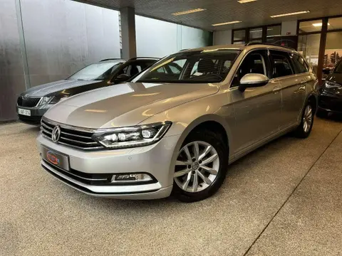 Used VOLKSWAGEN PASSAT Petrol 2018 Ad 