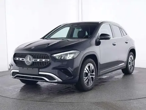 Used MERCEDES-BENZ CLASSE GLA Hybrid 2023 Ad 