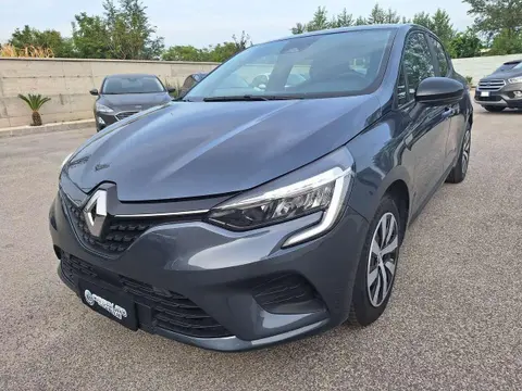 Used RENAULT CLIO Petrol 2022 Ad 