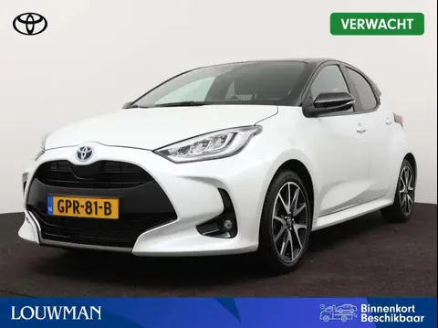 Used TOYOTA YARIS Hybrid 2022 Ad 