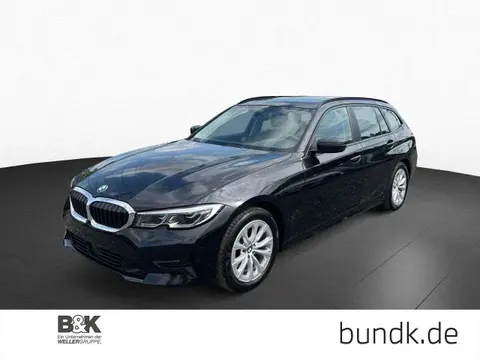 Used BMW SERIE 3 Petrol 2022 Ad 