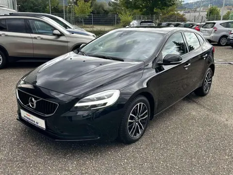 Used VOLVO V40 Diesel 2019 Ad Germany