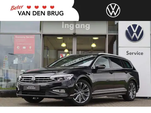 Used VOLKSWAGEN PASSAT Petrol 2023 Ad 