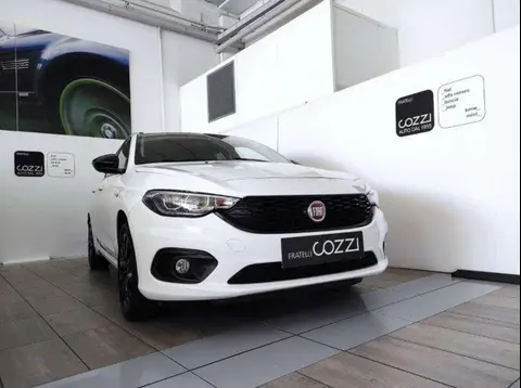 Annonce FIAT TIPO Essence 2018 d'occasion 