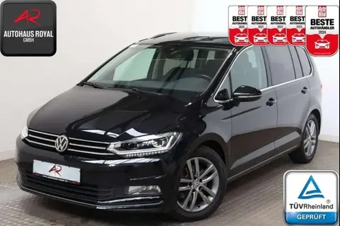 Used VOLKSWAGEN TOURAN Petrol 2017 Ad 