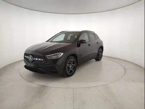 Used MERCEDES-BENZ CLASSE GLA Hybrid 2022 Ad 