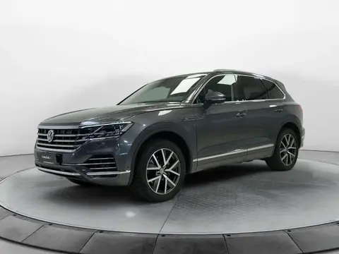 Used VOLKSWAGEN TOUAREG Diesel 2019 Ad 