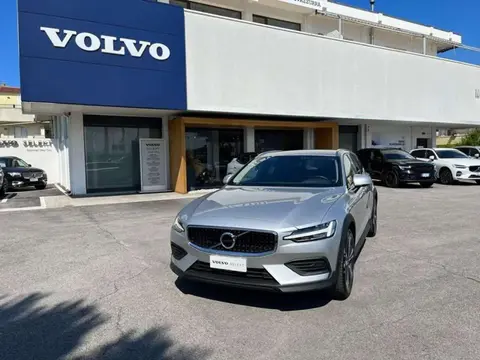 Used VOLVO V60 Hybrid 2021 Ad 