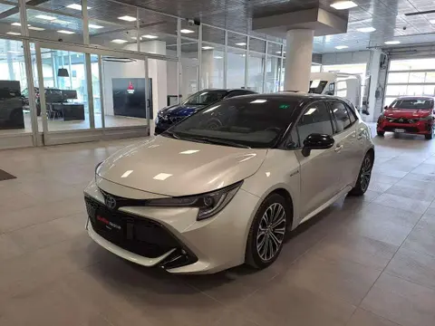 Used TOYOTA COROLLA Hybrid 2019 Ad 