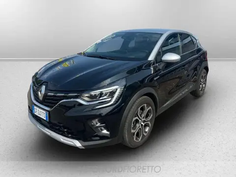 Used RENAULT CAPTUR Hybrid 2021 Ad 